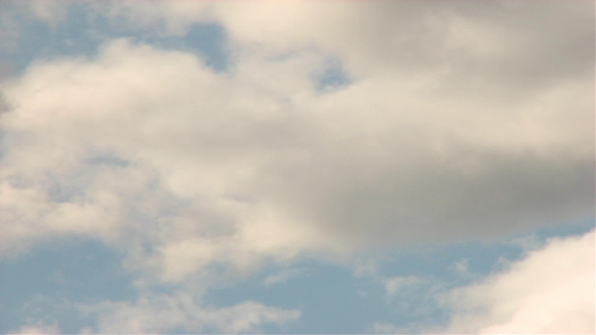 Serene Time-Lapse Cloudy Sky HD Video