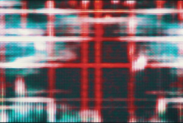 4K video loop with a dynamic and abstract digital display evoking both technological immersion and artistic abstraction.