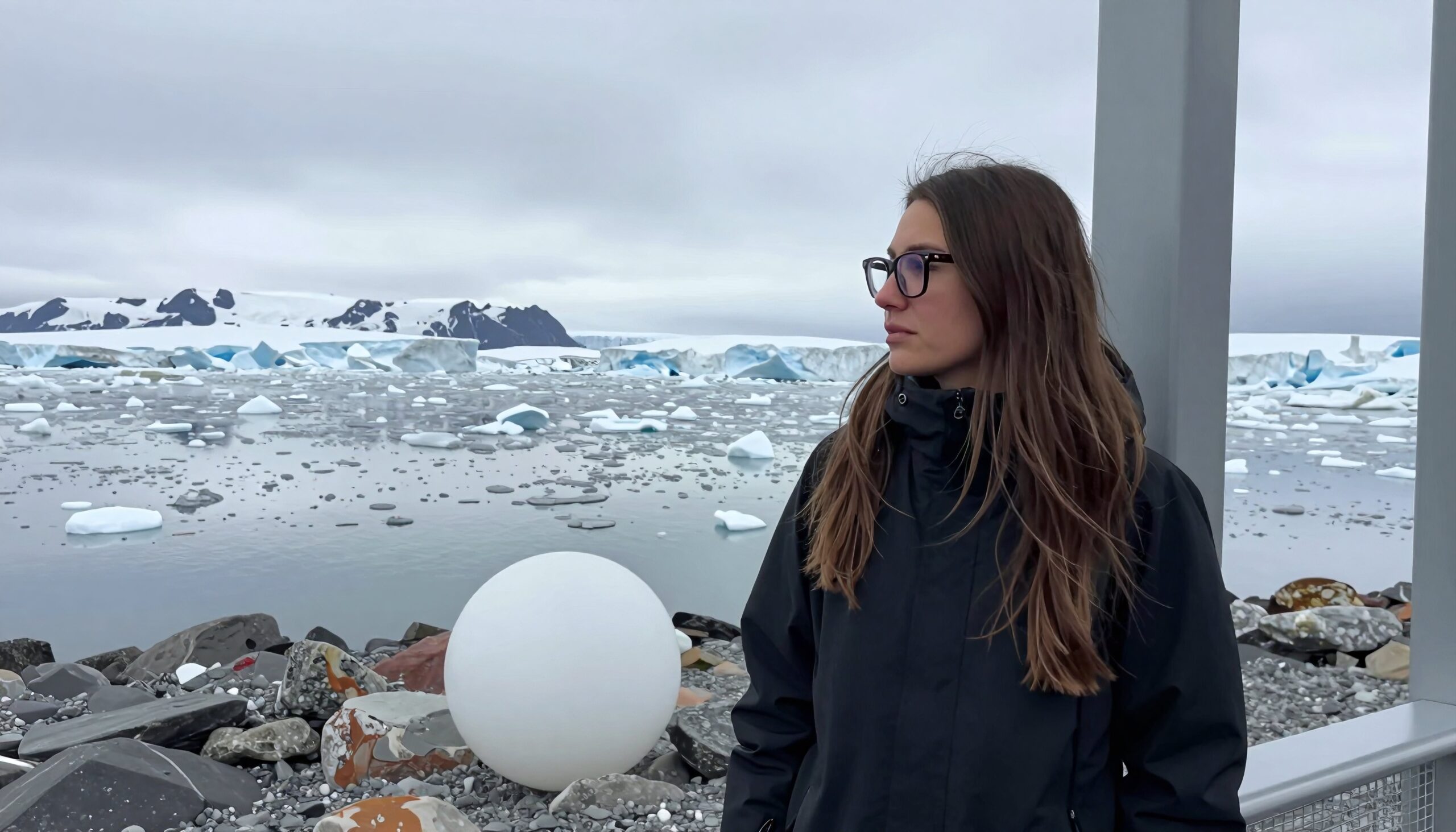 Observing Icebergs from the Coast